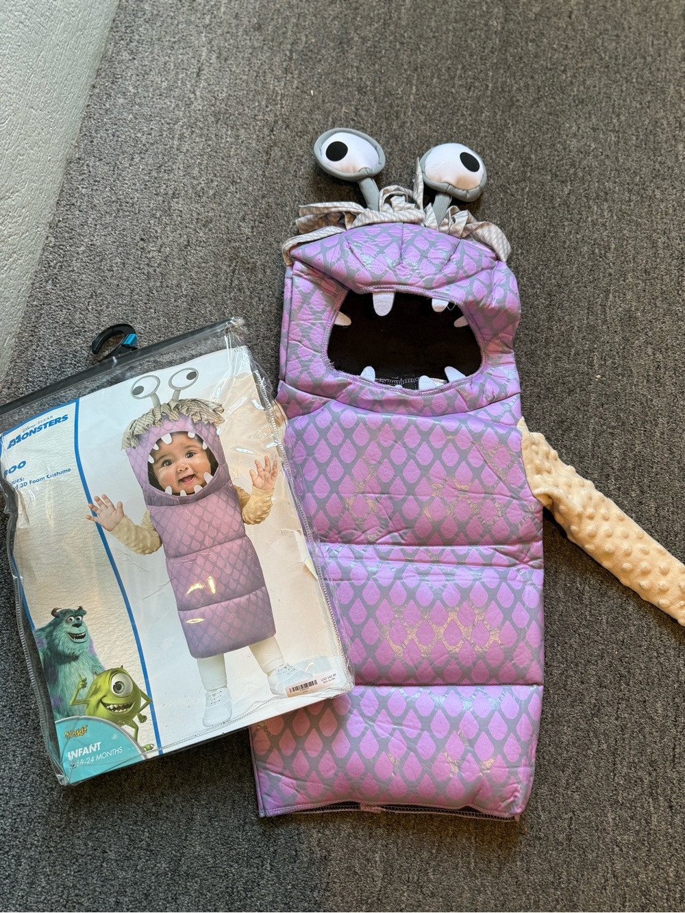 MONSTERS INC. - Boo - Halloween Costume. Toddler size 18-24 months.